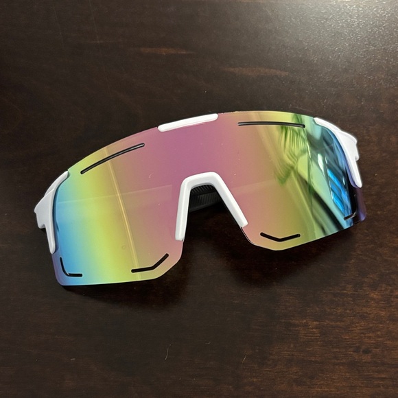 Rainbow Reflective Sports Sunglasses - Picture 1 of 4